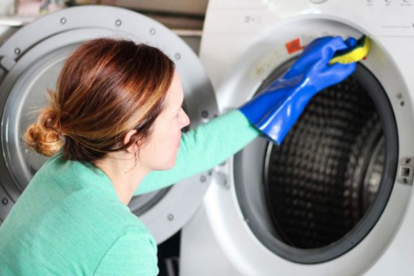 hướng dẫn vệ sinh máy giặt bằng baking soda